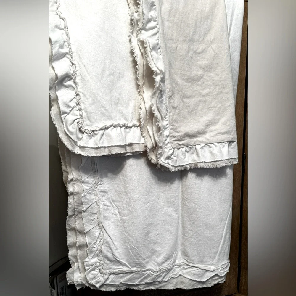 Simply Shabby Chic Linen/Cotton Raw Edge Ruffled Duvet Set - FULL/QUEEN